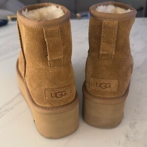UGG Classic Mini Platform